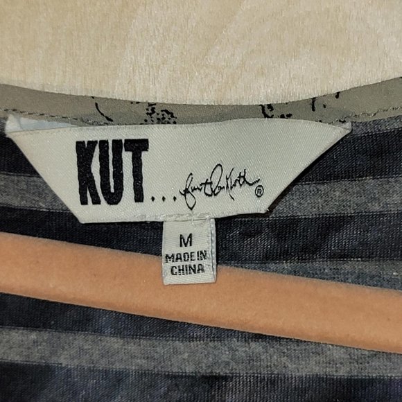 Kut from the Kloth Sage Green Gray Floral Stripe Razorback Tank Top Women Sz M - Picture 3 of 9